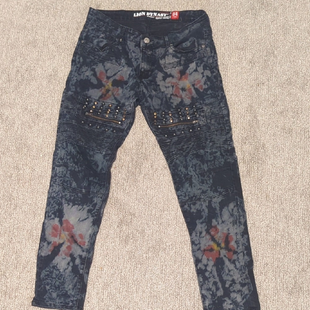 Lion Dynasty Men's Jeans